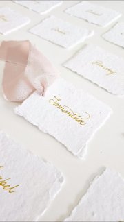 Soft pink ties, golden lines ✨

Gold ink calligraphy on handmade cotton paper, delicate, timeless, and made to be kept 🤍

Floryntina

Perth Artist
Perth Calligrapher
Perth Engraver
Perth Product Painter
On site Events
.
.
.
.
#livecalligraphy #corporateeventsperth #luxuryeventsperth #eventstylingperth #customisedexperience